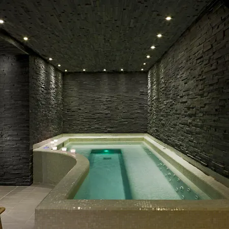 Hotel Le Faucigny - De Charme & 3*