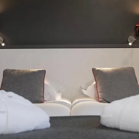 Hotel Le Faucigny - De Charme & Chamonix